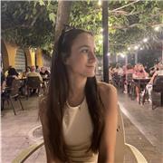 Buenas! Soy una chica con experiencia dando clases particulares a niños y niñas de edades comprendidas entre 5-12 años.